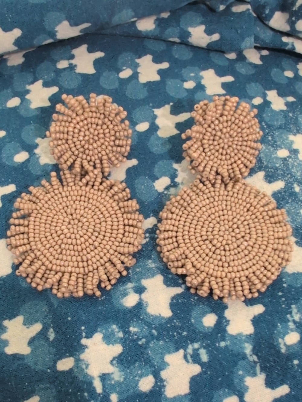 Like New Chicos Tan Beaded Pierced Double Circle Drop Earrings